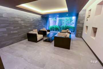 エントランスホール