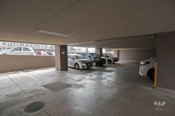 敷地内駐車場（屋内平面式）