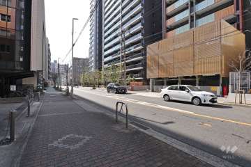 敷地東側の前面道路