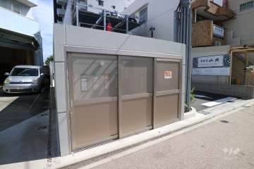 ファミリアーレ熱田伝馬町の外観（北東側から）2021年12月現在、新築工事中