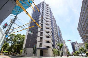 ラシュレ新大阪の外観（北西側から）