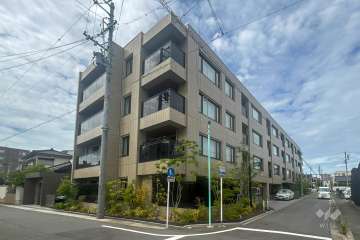 ル・シェモア本山の外観(南東側から)