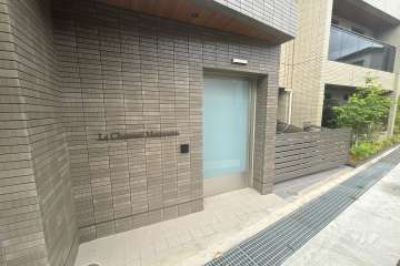 駐輪場の出入口