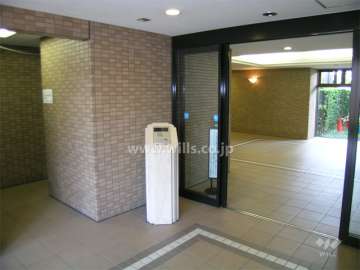 エントランスホール