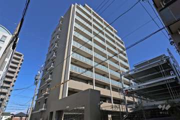 グランザ桜山の外観（南側から）