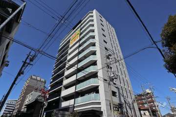 カルティア名駅中村日赤の外観（南東側から）