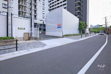 駐車場の出入口