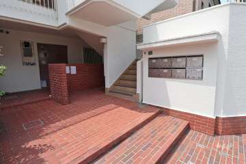 住戸入り口（西側）（共用ポスト）