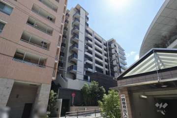 ジオ茨木西中条の外観(北東側から)