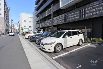 敷地内駐車場（屋外平面式）