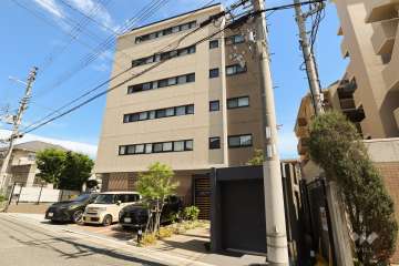 .イニシア甲南山手の外観（北西側から）