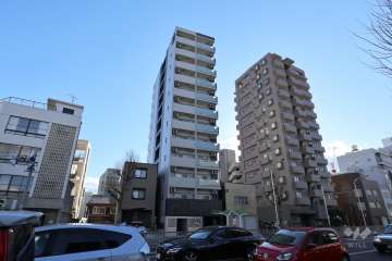 エステムコート名古屋泉プラチナムゲートの外観（北東側から）