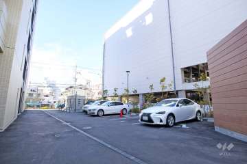 敷地内駐車場（屋外平面式）