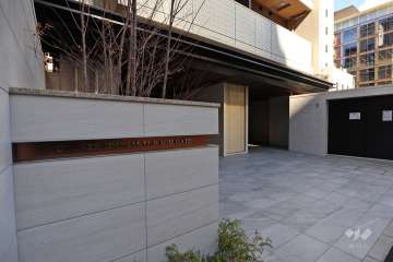 マンションの銘板