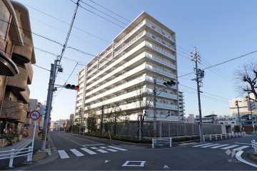 エムズシティ神宮前の外観（北東側から）