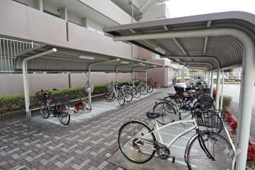 駐輪場（屋根付き）