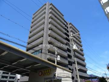 セントファミーユ広芝の外観（南西側から）