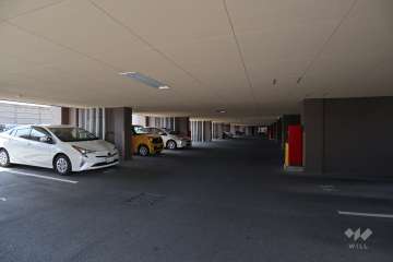 敷地内駐車場（屋内平面式）