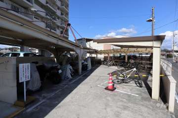 駐輪場、バイク置場