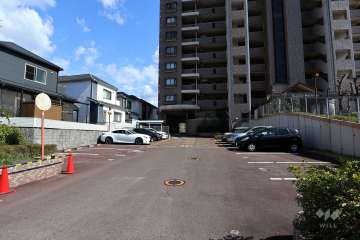 敷地内駐車場（屋外平面式）