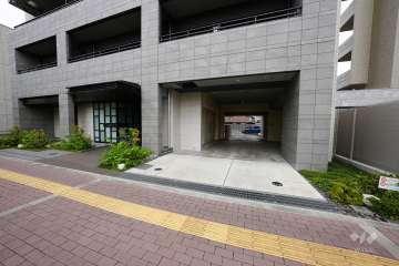 駐車場の出入口