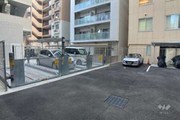敷地内駐車場（屋外平面式・屋外機械式）※東側