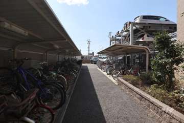 駐輪場、バイク置場