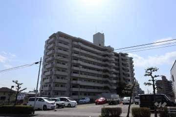 シャルマンコーポ新瀬戸ヒルズの外観（北東側から）