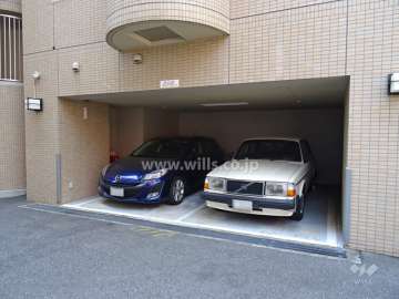 敷地内駐車場（屋内平面式）