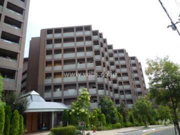テラス北千里・古江台2番館の外観