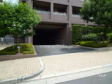 駐車場入口