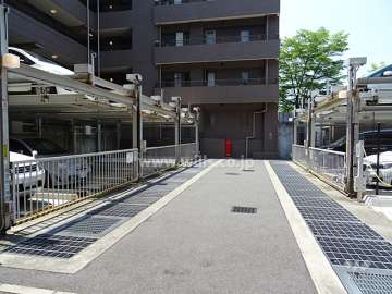 敷地内駐車場（屋外機械式）