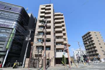 東急ドエルアルス吹田アーバンビューの外観（南側から）
