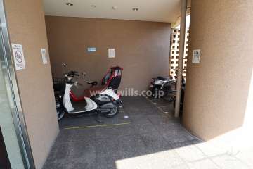 バイク置場