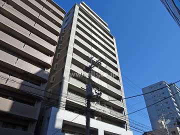 セイワパレス江坂広芝町の外観（南西側から）