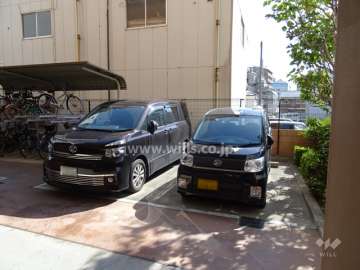 敷地内駐車場（屋外平面式）
