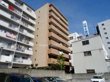 レイセニット江坂の外観（南西側から）