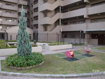 エターナルガーデン。緑豊かで、くつろげる空間です。