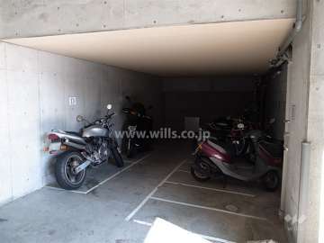 バイク置き場