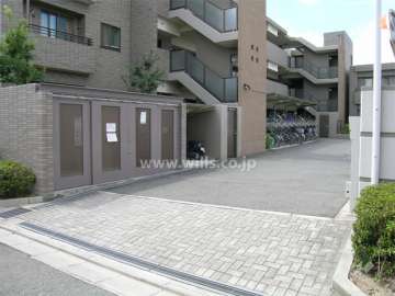駐車場入り口