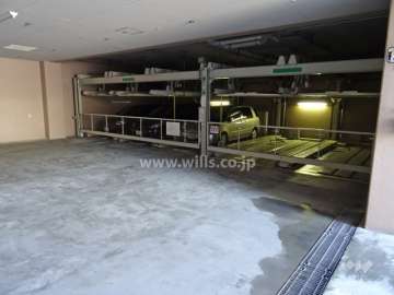 敷地内機械式駐車場