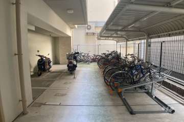 駐輪場