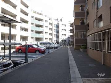 機械式の敷地内駐車場