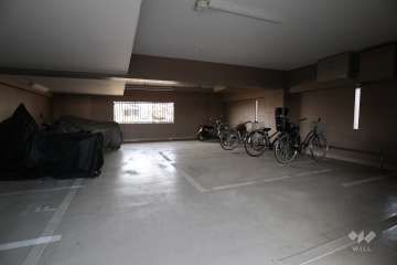 駐輪場、バイク置場