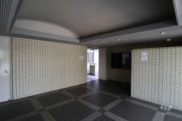 エントランスホール