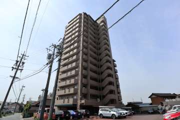 ライオンズシティ大府駅前の外観（北東側から）