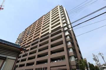 シャリエ大府グランマークスの外観（北東側から）
