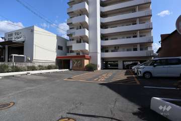 敷地内駐車場（屋外平面式、屋内平面式）