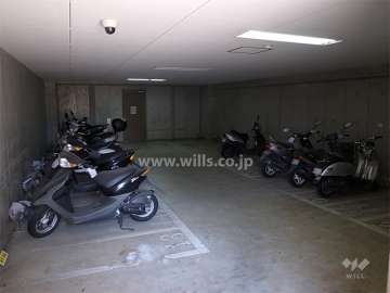 バイク置き場（屋内）