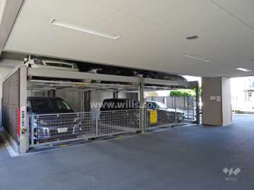 敷地内駐車場（屋内機械式）